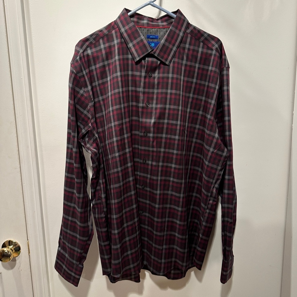 NWOT Egara Red, Gray and Black Casual Button Down Shirt